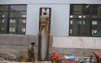 西寧市樓房傾斜8公分是否構(gòu)成危房？——從建設(shè)工程設(shè)計(jì)角度解析